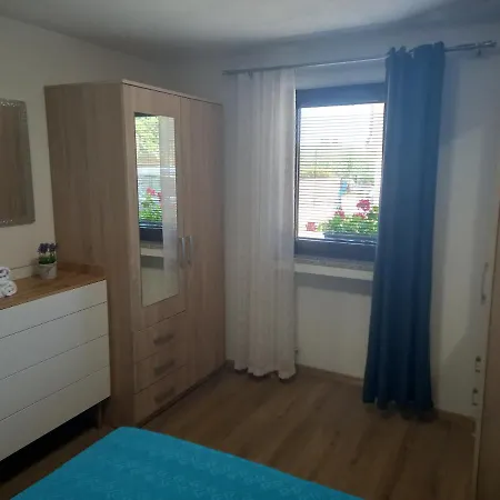 Ana Apartment
