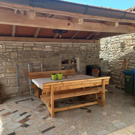 Apartment Ana Tar-Vabriga