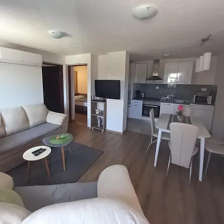 Apartment Ana
